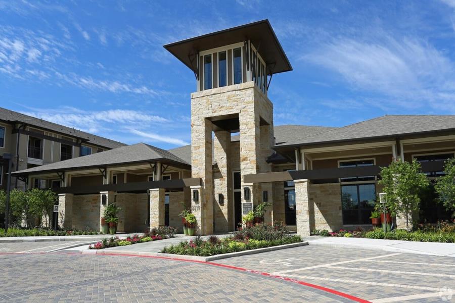 Volterra at Westlake